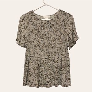 NWOT Urban Romantics Blouse
